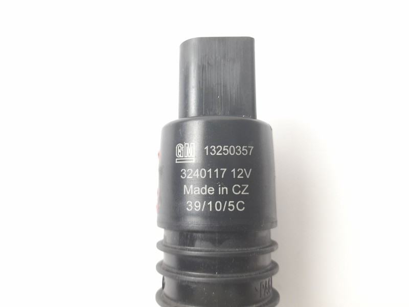 Recambio de bomba limpia para chevrolet orlando (j309) 2.0 d referencia OEM IAM 3240117 13250357 