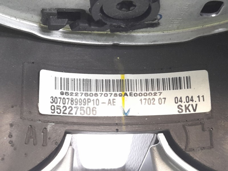 Recambio de volante para chevrolet orlando (j309) 2.0 d referencia OEM IAM 95227506 306434210 307078999P10