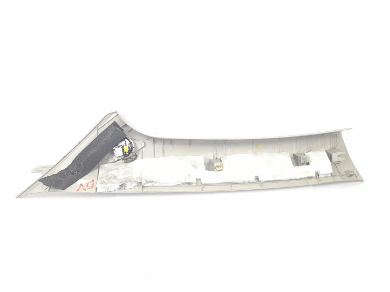 Recambio de moldura para chevrolet orlando (j309) 2.0 d referencia OEM IAM 95037239  