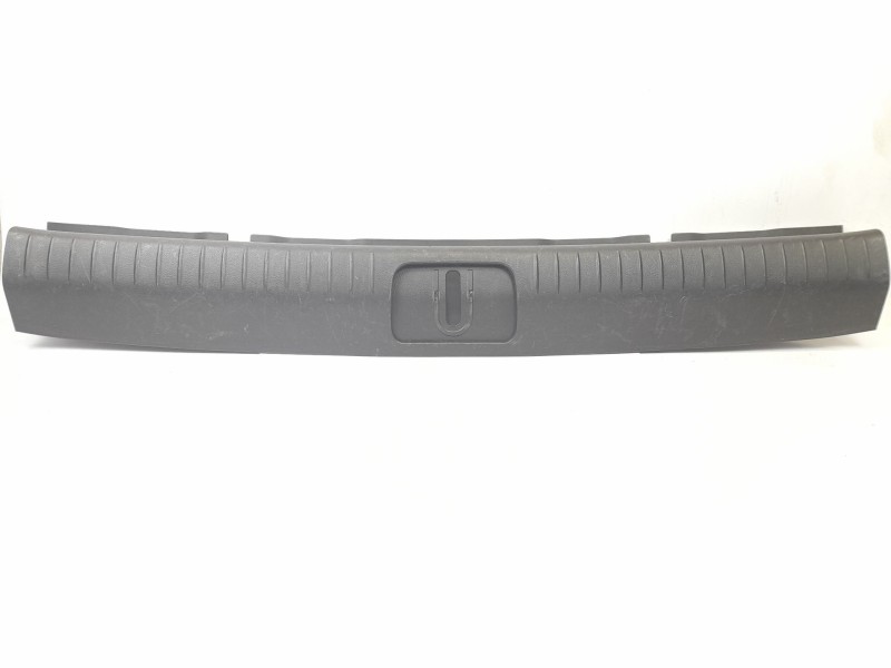 Recambio de moldura para chevrolet orlando (j309) 2.0 d referencia OEM IAM   