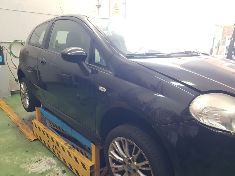 fiat grande punto (199) 1.9 d multijet del año 2005