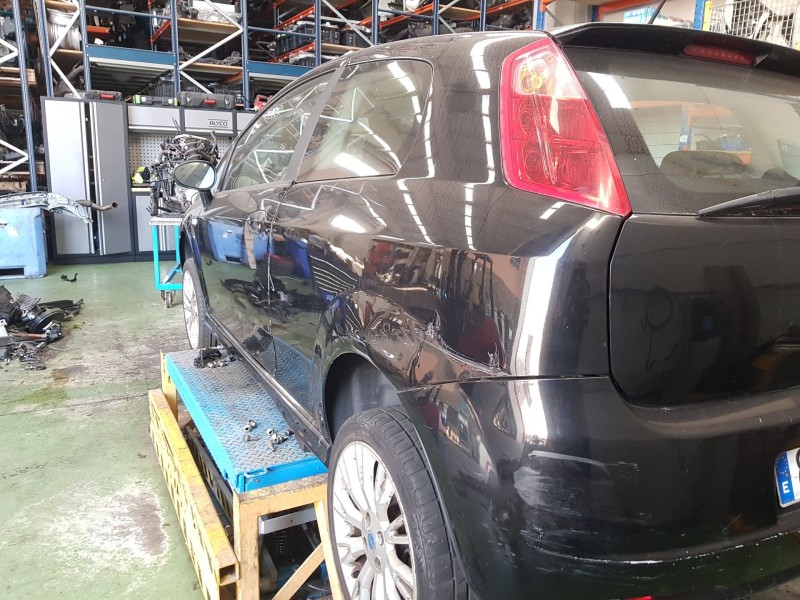 fiat grande punto (199) 1.9 d multijet del año 2005