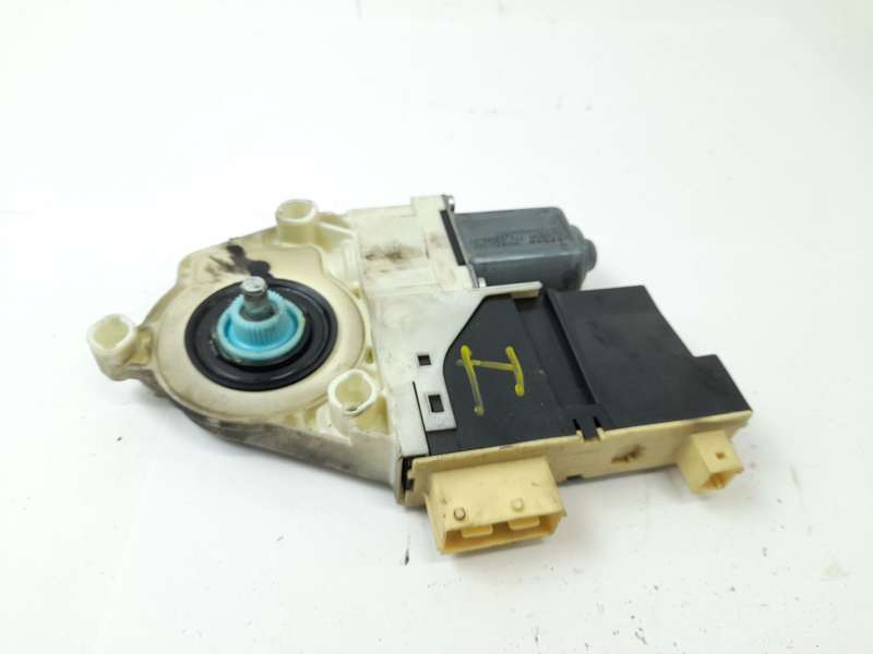 MOTOR ELEVALUNAS DELANTERO IZQUIERDO 