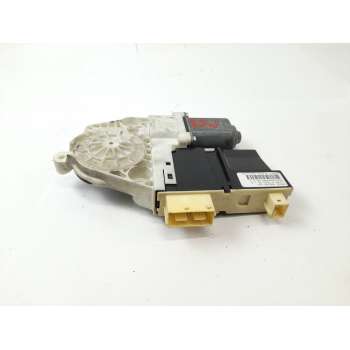 MOTOR ELEVALUNAS DELANTERO DERECHO 