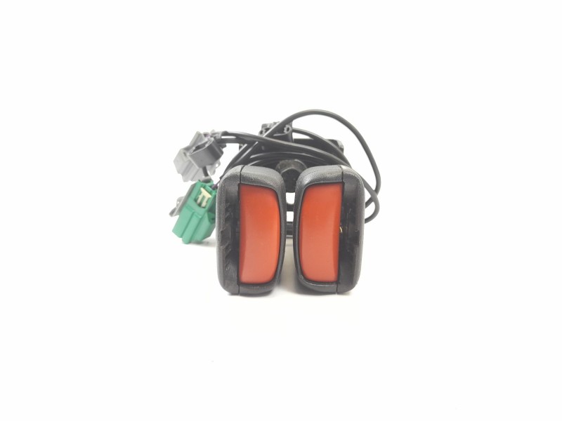 Recambio de enganche cinturon seguridad trasero derecho para volvo s40 ii (544) 2.0d referencia OEM IAM 30780808  