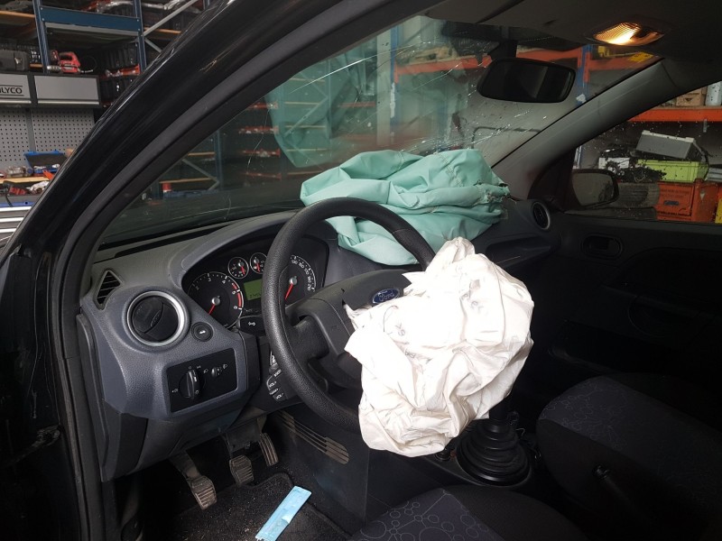 ford fiesta v (jh_jd)1.4tdci del año 2001