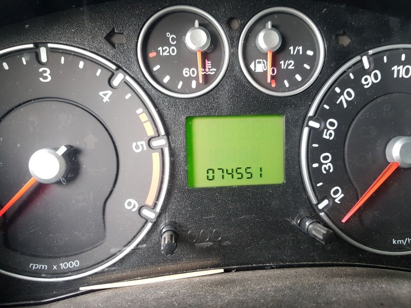 ford fiesta v (jh_jd)1.4tdci del año 2001