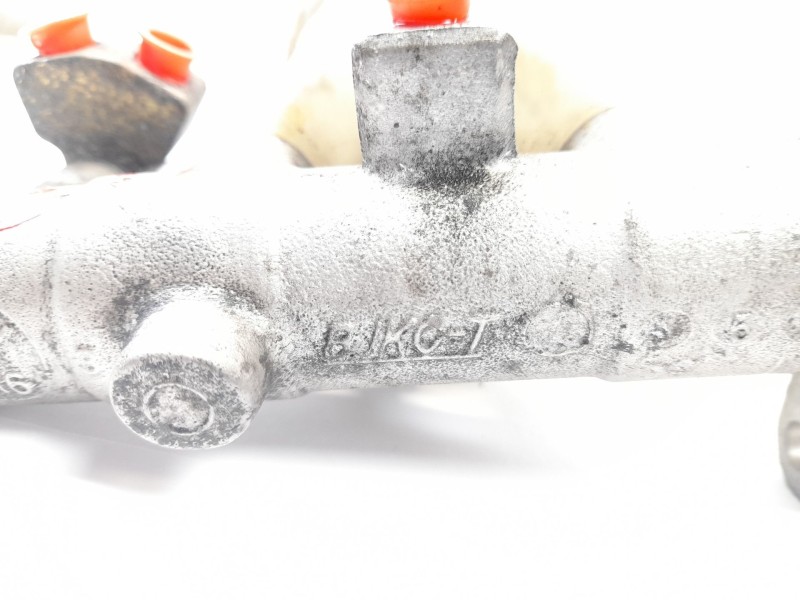 Recambio de bomba freno para mitsubishi l 200 (k6/7) 2.5 td (k64t) referencia OEM IAM BJKCT  