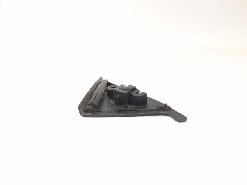 Recambio de moldura para mitsubishi l 200 (k6/7) 2.5 td (k64t) referencia OEM IAM MR109274  