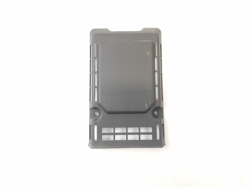 Recambio de moldura para mitsubishi l 200 (k6/7) 2.5 td (k64t) referencia OEM IAM XB417667  