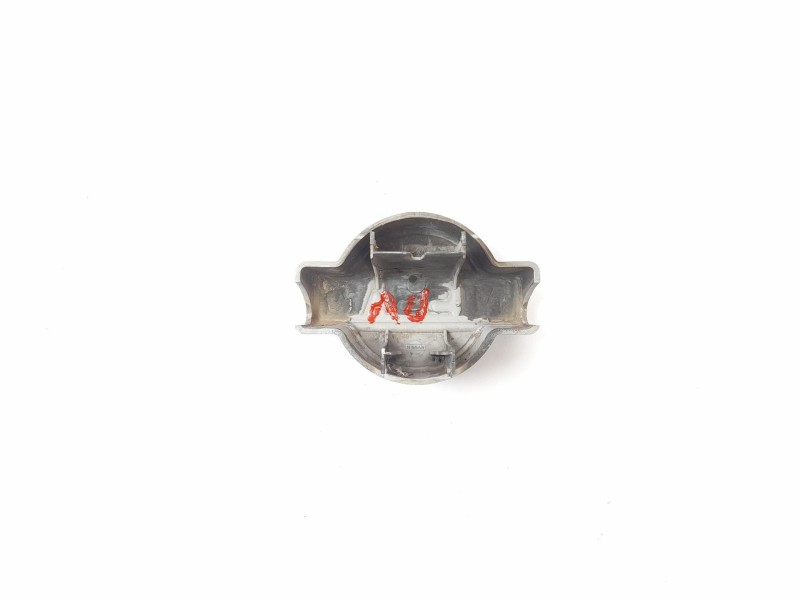 Recambio de emblema para nissan terrano (wd21) 2.7 td 4wd referencia OEM IAM   