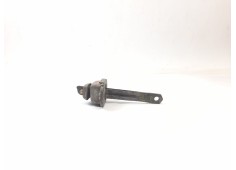 Recambio de retenedor puerta para nissan terrano (wd21) 2.7 td 4wd referencia OEM IAM   