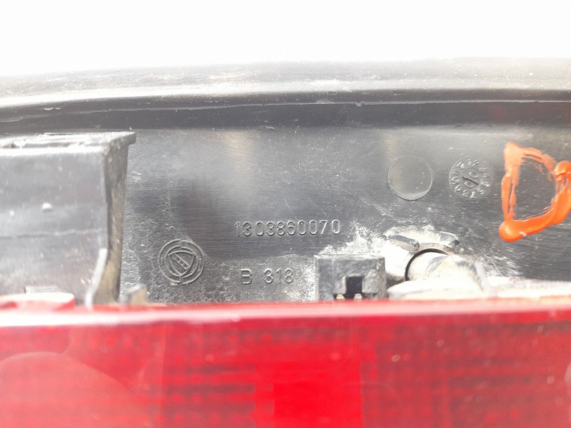 Recambio de luz central de freno para peugeot boxer furgón (230l) 2.8 hdi referencia OEM IAM 1303860070  