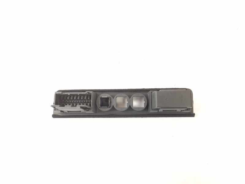 Recambio de moldura para peugeot boxer furgón (230l) 2.8 hdi referencia OEM IAM 1303462070  