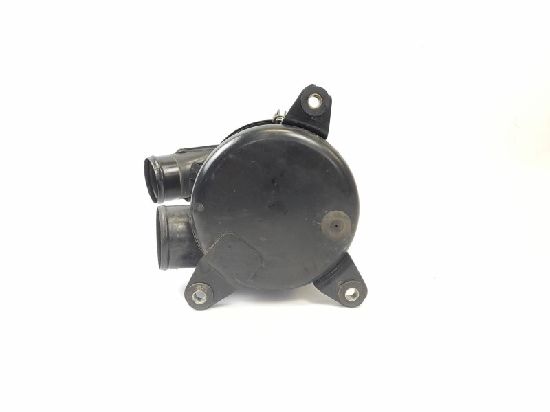 Recambio de filtro aire para nissan terrano (wd21) 2.7 td 4wd referencia OEM IAM 80G01  