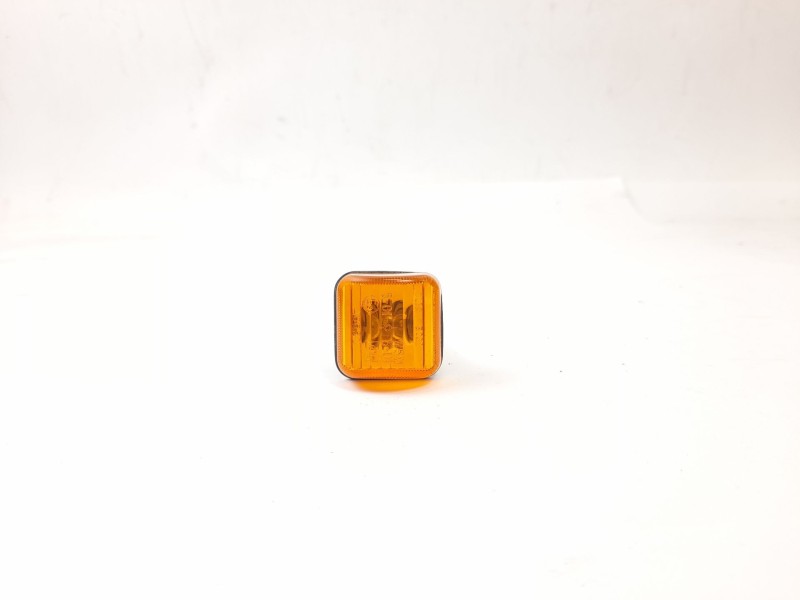 Recambio de piloto lateral izquierdo para peugeot boxer furgón (230l) 2.8 hdi referencia OEM IAM   