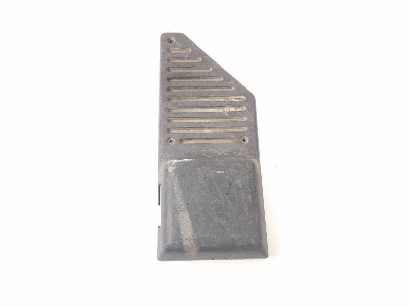 Recambio de moldura para peugeot boxer furgón (230l) 2.8 hdi referencia OEM IAM 1300198070  