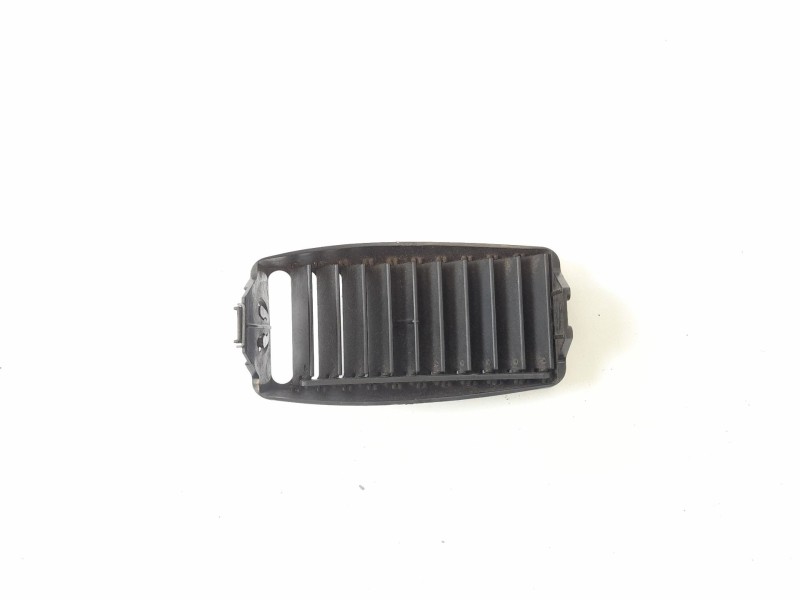 Recambio de rejilla del aire delantera izquierdo para seat ibiza (6k1) 1.9 sdi referencia OEM IAM 6K1819719  