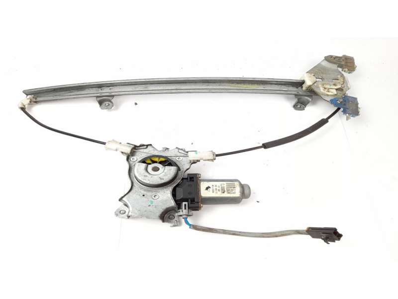 ELEVALUNAS DELANTERO DERECHO 40600T3 