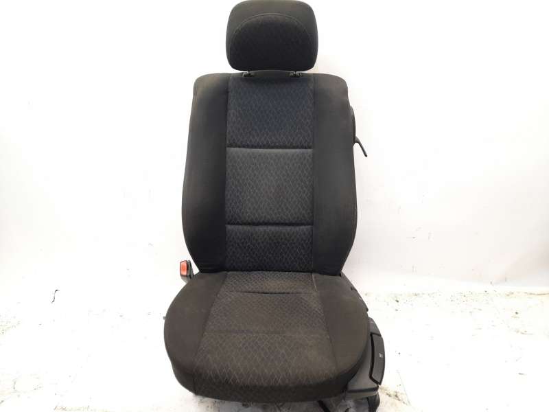 ASIENTO DELANTERO IZQUIERDO 