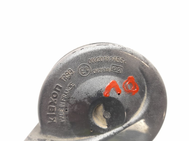 Recambio de claxon para audi a4 avant (b5) 1.9 tdi referencia OEM IAM 0092018 TR99 