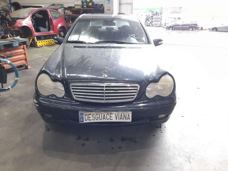 mercedes-benz clase c (w203) del año 2001