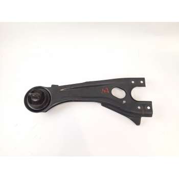 BRAZO SUSPENSION SUPERIOR TRASERO DERECHO 