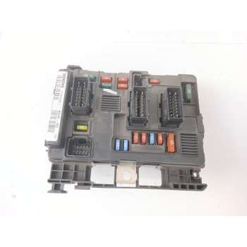 CAJA RELES / FUSIBLES 965061858000 