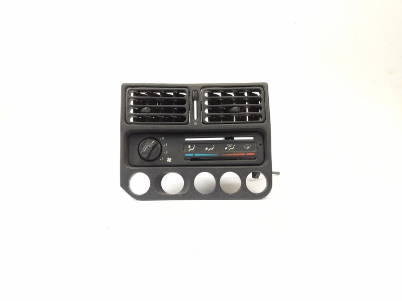 Recambio de consola central para ligier ambra 49 referencia OEM IAM 9605777177  