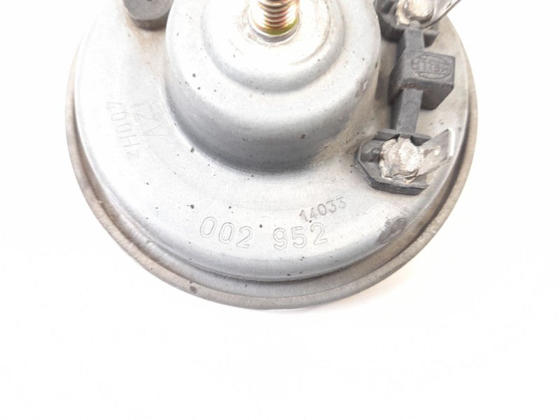Recambio de claxon para ligier ambra 49 referencia OEM IAM 002952 A28657625 0020011