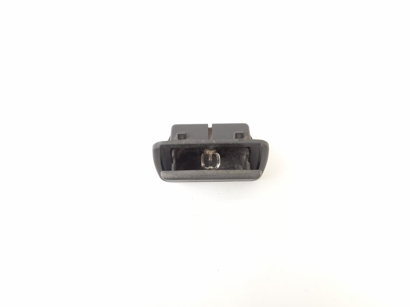 Recambio de cenicero para ligier ambra 49 referencia OEM IAM 7700835535  