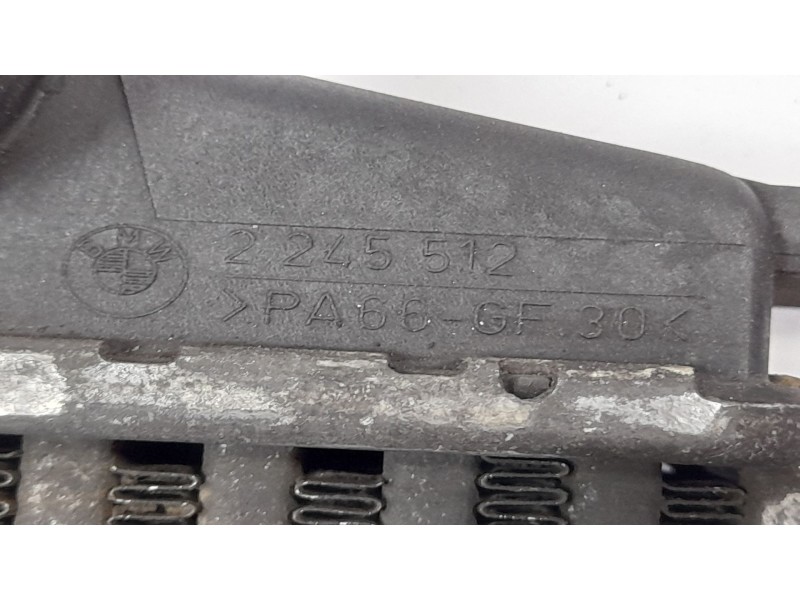 Recambio de intercooler para bmw serie 3 compacto (e36) 1.7 318tds referencia OEM IAM 2245512  