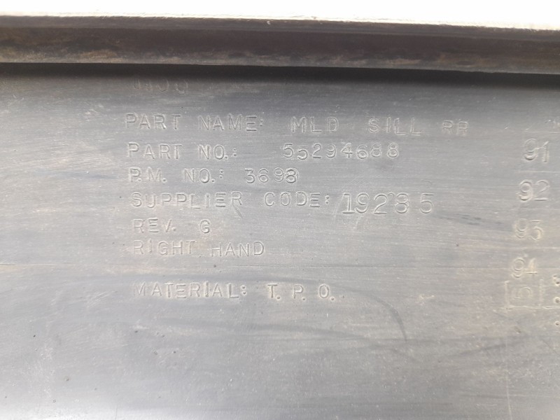 Recambio de moldura para jeep gr.cherokee i (zj) 2.5 td 4x4 (z) referencia OEM IAM 55294688  