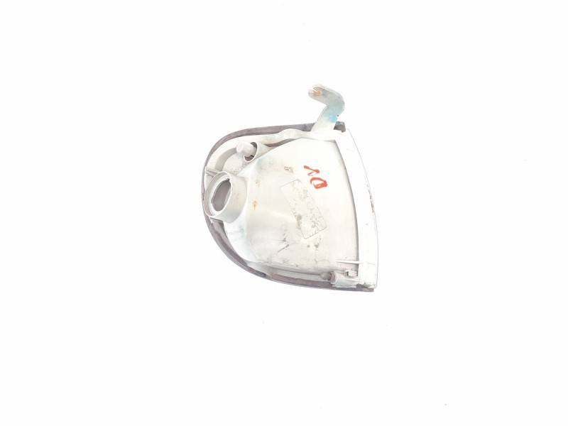 Recambio de piloto delantero izquierdo para nissan serena (c23) 2.3 d referencia OEM IAM 261357C000  