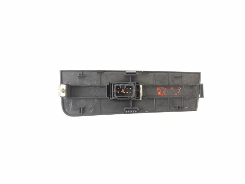 Recambio de mando elevalunas delantero derecho para hyundai matrix (fc) 1.5 crdi gls referencia OEM IAM 9358017000  