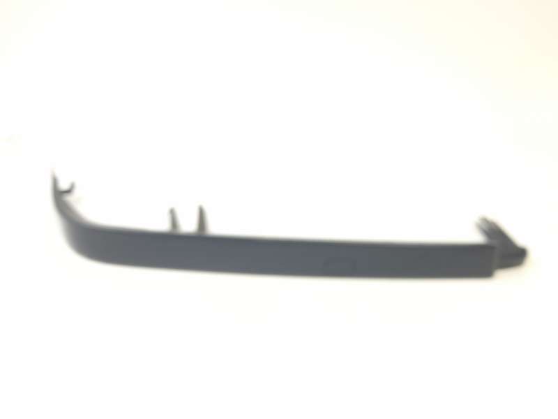 MOLDURAS DELANTERAS 
