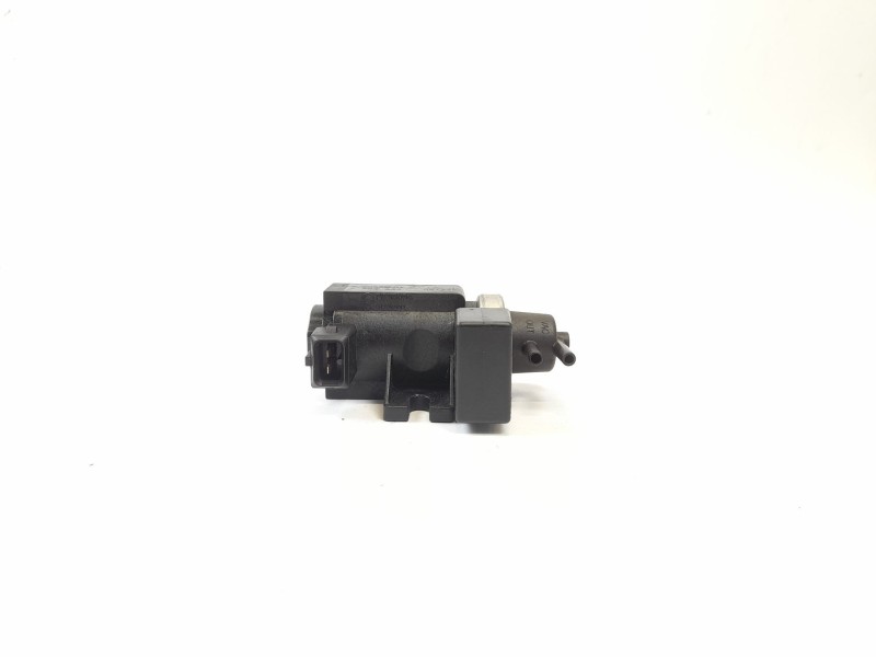 Recambio de valvula aire adicional para bmw serie 3 berlina (e46) 320d referencia OEM IAM 70057901 7796634 