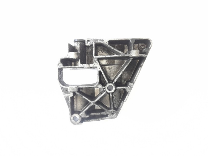 Recambio de soporte alternador para bmw serie 3 berlina (e46) 320d referencia OEM IAM 64552247388  