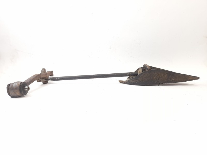 Recambio de brazo suspension inferior delantero derecho para seat terra (24) 0.9 referencia OEM IAM   