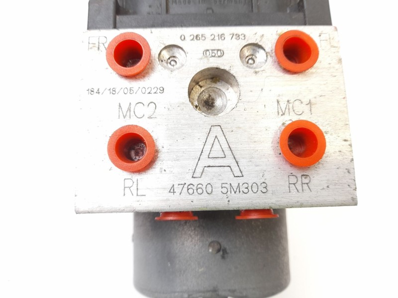 Recambio de abs para nissan almera ii hatchback (n16) 1.8 referencia OEM IAM 476605M303 0265216733 0273004596