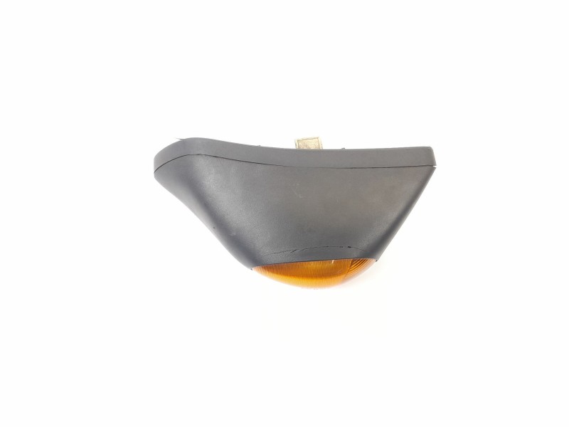 Recambio de piloto lateral izquierdo para iveco daily iii caja/chasis 65 c 15 referencia OEM IAM 0213700  