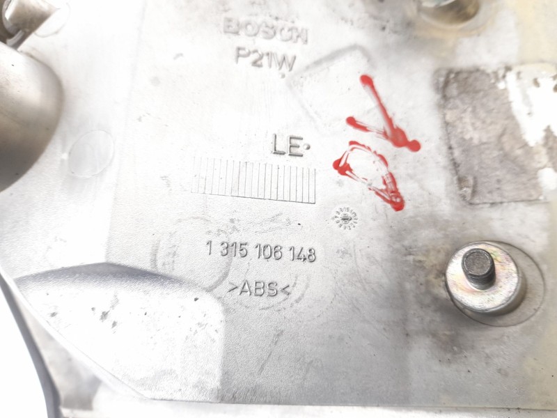 Recambio de piloto delantero izquierdo para iveco daily iii caja/chasis 65 c 15 referencia OEM IAM 1315106148  