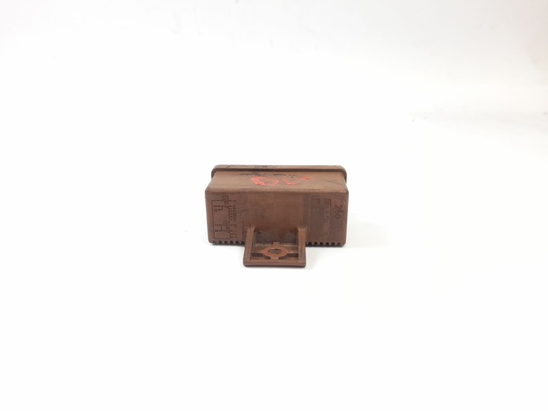 Recambio de rele inyeccion para citroen xsara (n1) 2.0 hdi 90 referencia OEM IAM 240109  