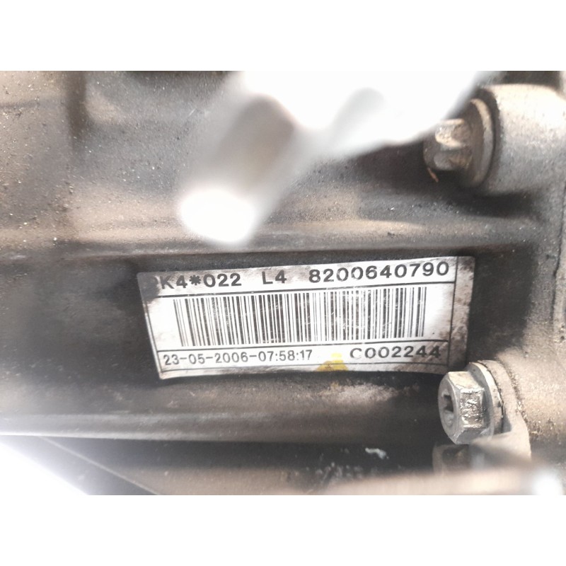 Recambio de caja cambios para renault grand scénic ii (jm0/1_) 2.0 dci (jm0g, jm12, jm1g, jm2c) referencia OEM IAM 8200640790 82