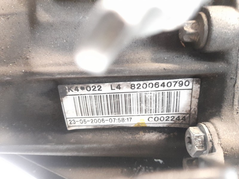 Recambio de caja cambios para renault grand scénic ii (jm0/1_) 2.0 dci (jm0g, jm12, jm1g, jm2c) referencia OEM IAM 8200640790 82