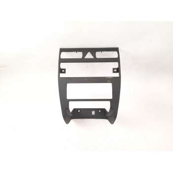 MOLDURA 8L0863263A 
