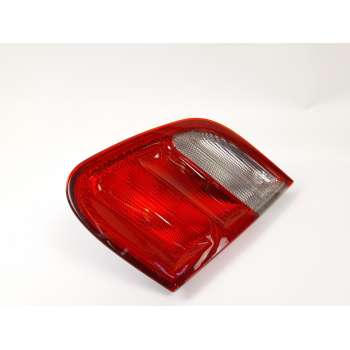 PILOTO TRASERO DERECHO 14760000 