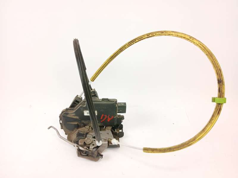 CERRADURA PUERTA TRASERA DERECHA 4B0839016 