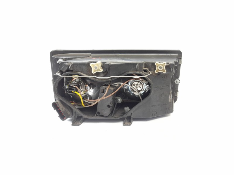 Recambio de faro izquierdo para iveco daily iii caja/chasis 65 c 15 referencia OEM IAM 6631105L  