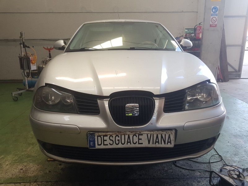 seat ibiza (6l1) del año 2003
